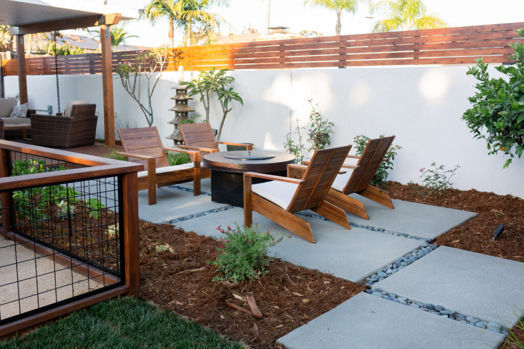Backyard Seating with Poured in Place Concrete